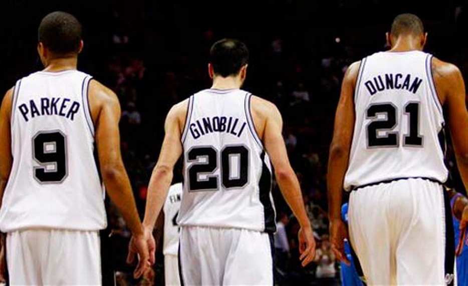  图卢兹队长公开质疑教练战术，更衣室矛盾浮出水面  